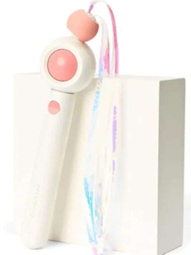 Pet Gravity Retractable Cat Wand with Laser